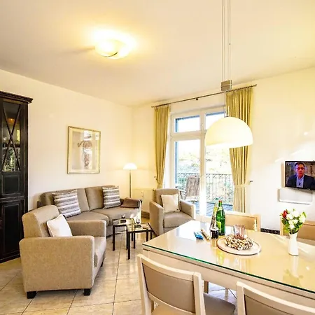 Apartament Strandnahe Mit Grossem Balkon Und Meerblick Binz